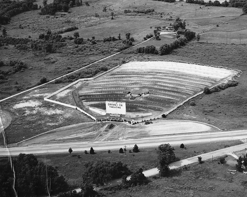 Jackson Drive-In Theatre - Photo From Daniel Brooks Collection